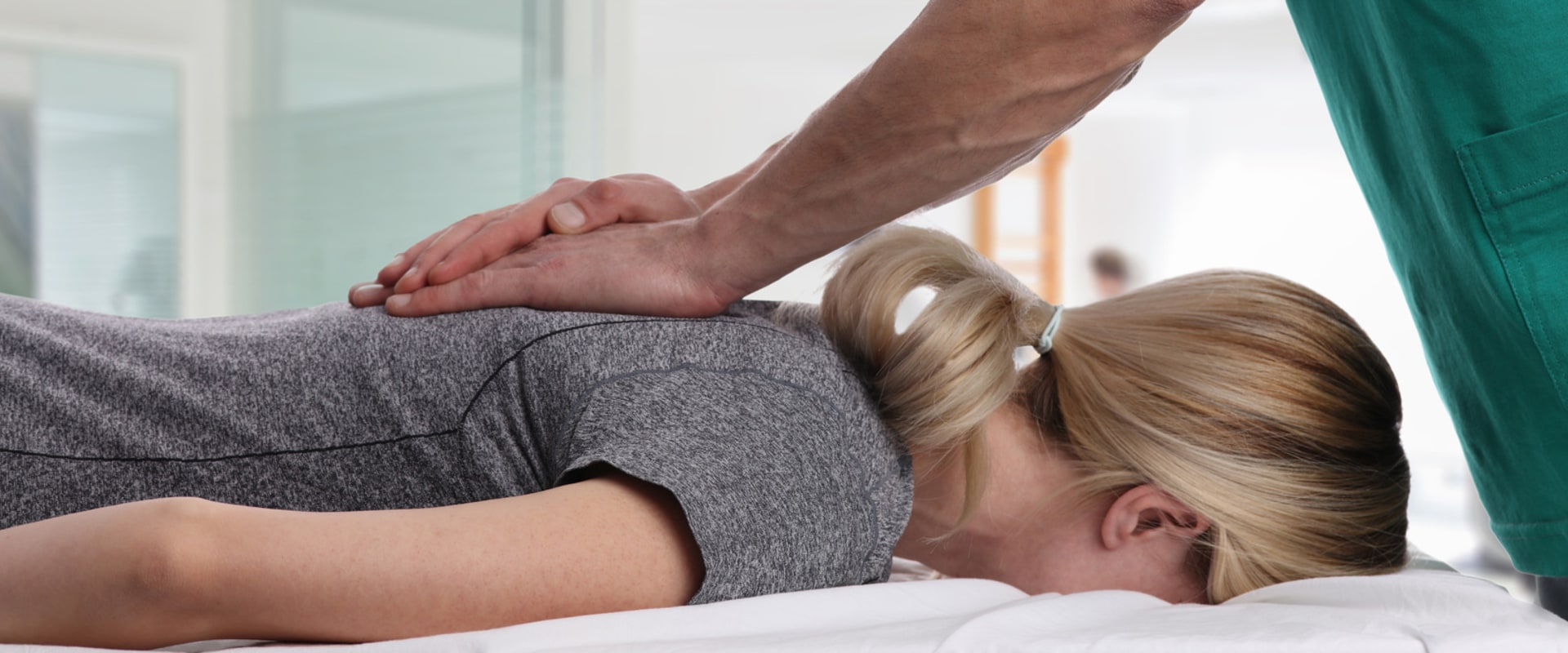 Can a chiropractor damage your spine?